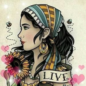 Meet your Posher, Christine